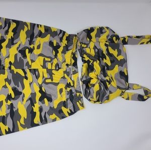 Fashion nova camo short set (small)